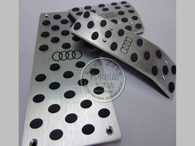 Audi Q7 спортивные алюминиевые накладки на педали